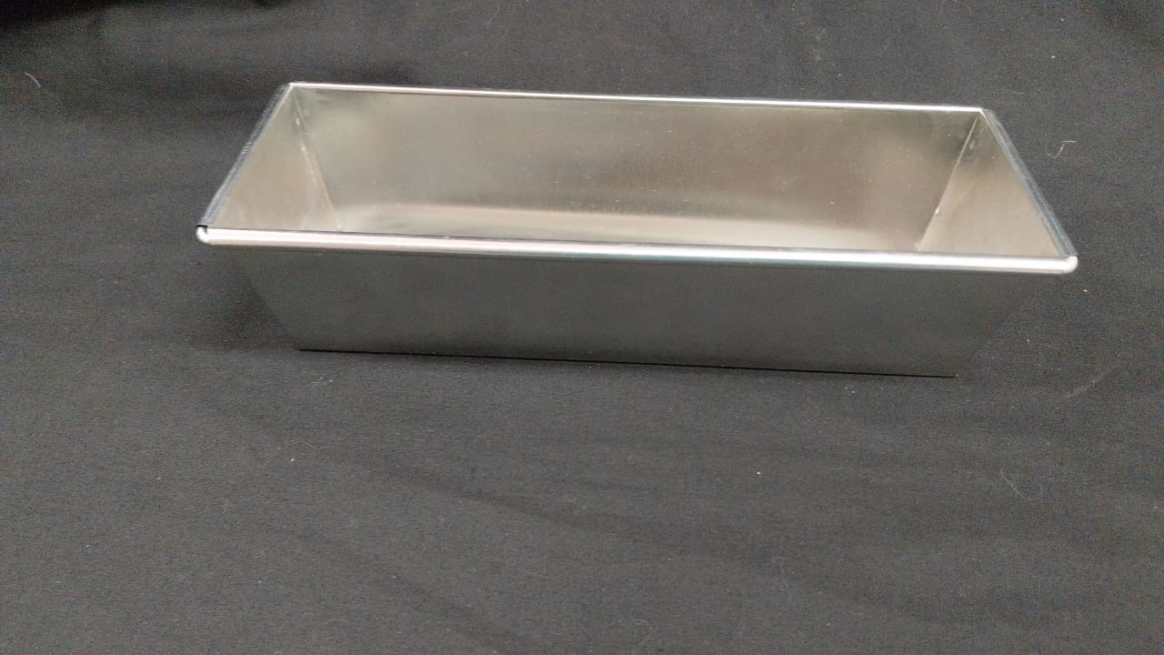 BUDIN HOJALATA Nº 4 INGLES (Ancho 10 cm - Largo 25 cm)