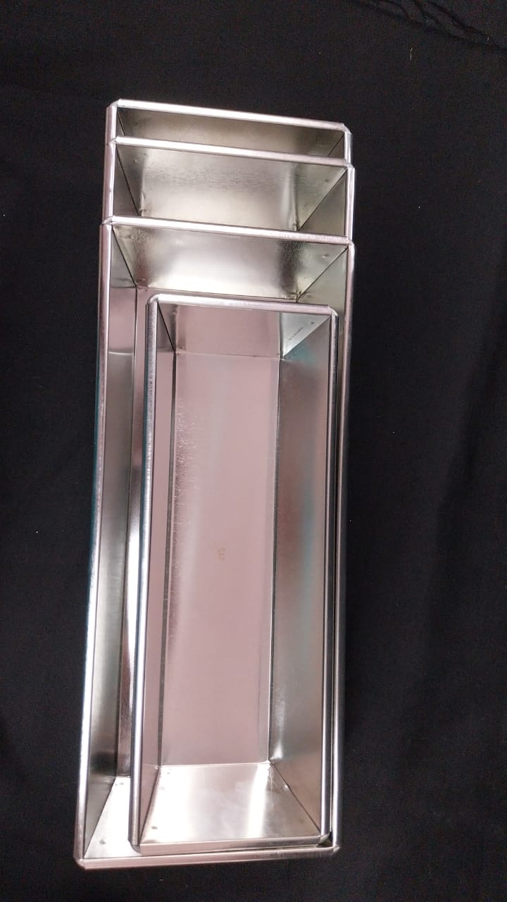 BUDIN HOJALATA Nº 4 INGLES (Ancho 10 cm - Largo 25 cm)